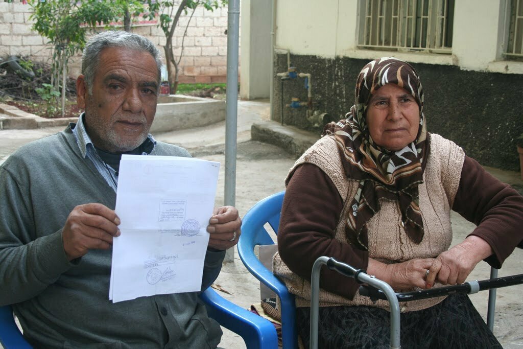 Kıbrıs’a Alınmayan Yaşlı Adamın Evlat-Torun Hasreti