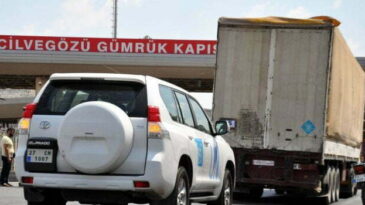 BM’den İdlib’e 39 TIR insani yardım