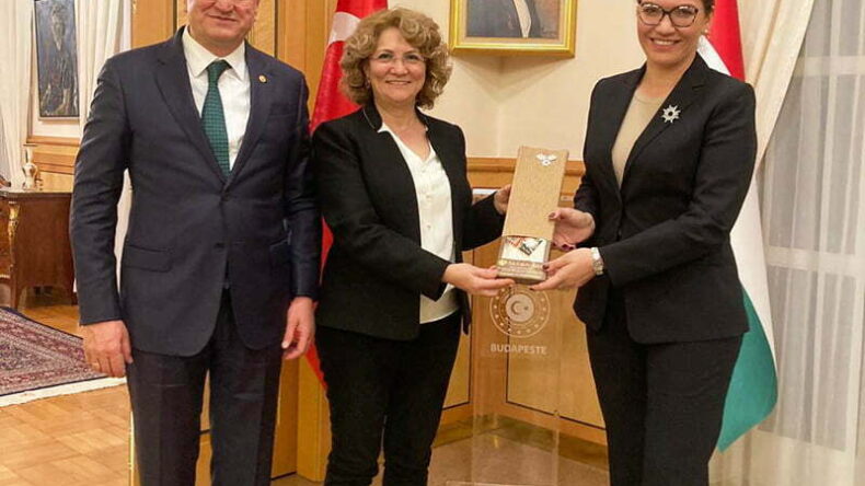 MACARİSTAN BÜYÜKELÇİLİĞİ BAŞKAN SAVAŞ’I KONUK ETTİ