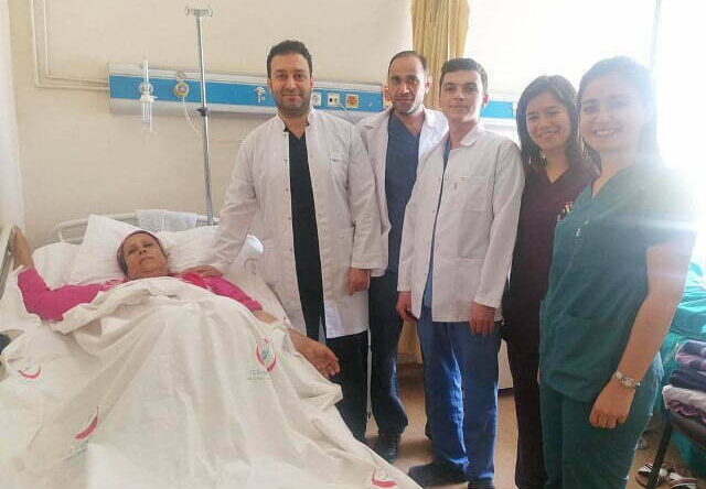 Karnından 4,5 kiloluk kitle çıktı