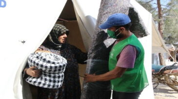 AFRİN’DE 250 AİLEYE HALI VE  BATTANİYE YARDIMI