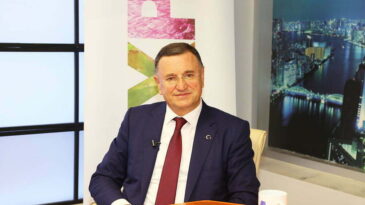 BAŞKAN SAVAŞ HALK TV’NİN CANLI YAYIN KONUĞU OLDU