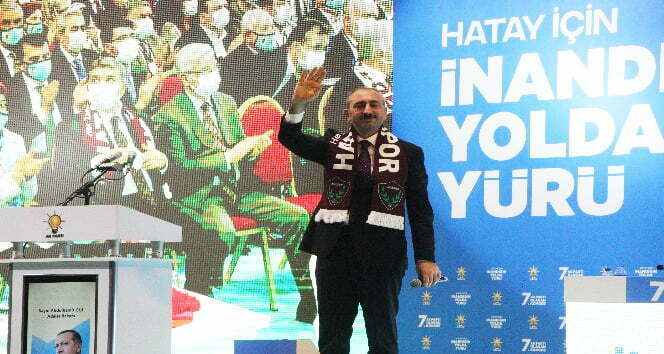 Bakan Gül “Cumhuriyetimizin ikinci yüz yılına yeni bir anayasa ile gireceğiz”