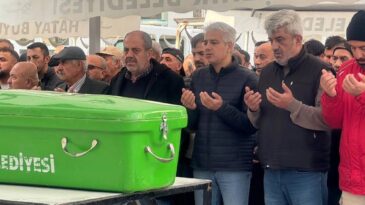 Ayşe Çaparoğlu toprağa verildi
