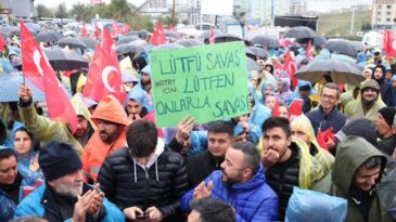 HATAYLILAR BAŞKANINA SAHİP ÇIKTI