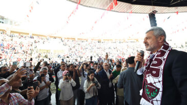 ÖNTÜRK: “ARTIK SİYASET BİTTİ ŞİMDİ MİLLETE HİZMET ZAMANI”