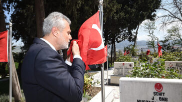 BAŞKAN ÖNTÜRK’TEN ŞEHİTLERE VEFA
