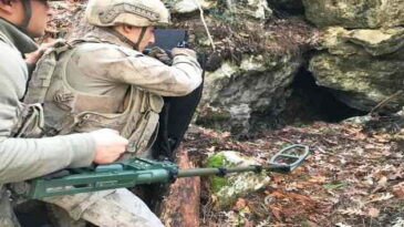 TERÖRİSTLERİN 3 SIĞINAĞI İMHA EDİLDİ