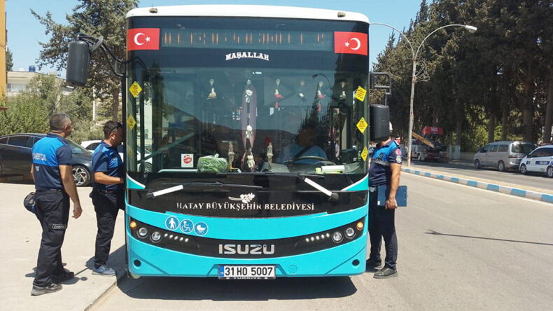 ZABITA TRAFİK EKİPLERİ DENETİMLERİNİ SÜRDÜRÜYOR
