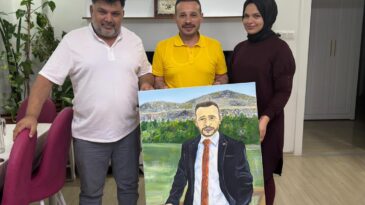 BAŞKAN KURT’U RESMETTİ