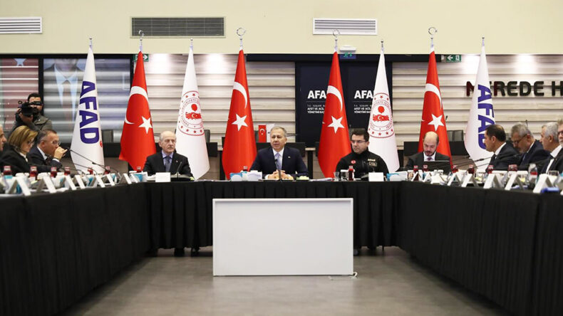 VALİ MASATLI VE BAŞKAN ÖNTÜRK HATAY’DAKİ ÇALIŞMALARI AKTARDI