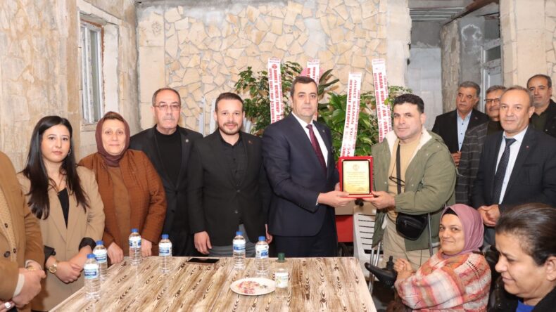 BAŞKAN YUMUŞAK ENGELLİLER DERNEĞİNİ ZİYARET ETTİ