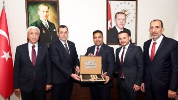 REYHANLI HEYETİNDEN İSTE REKTÖRÜ DURUEL’E TEBRİK ZİYARETİ
