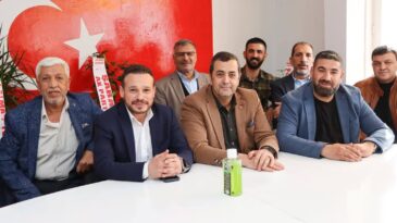 Halkın Evi Reyhanlı Muhtarlar Derneği’nde Anlamlı Buluşma