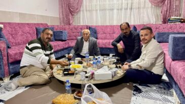 Başkan Kurt, İftarda Yakar ailesine konuk oldu