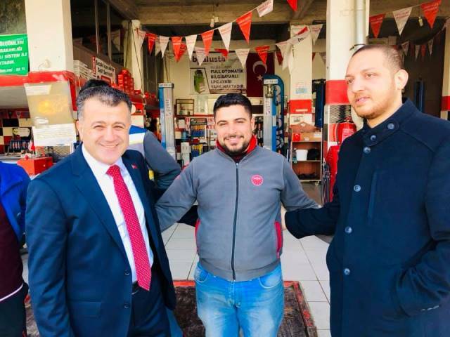AK Parti Belediye Başkan adayı Hacıoğlu’dan esnaf ziyareti