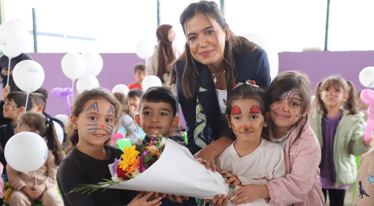 HBB, GAZETECİLER GÜNÜNÜ MİNİKLERLE KUTLADI