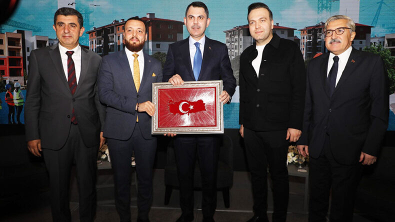 HATAY’DA GENÇLER, UMUDUN İNŞASINDA BULUŞTU