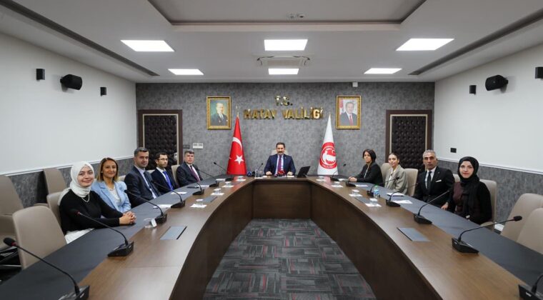 VALİ MUSTAFA MASATLI, ÖĞRETMENLER GÜNÜ NEDENİYLE EĞİTİM HEYETİNİ MAKAMINDA KABUL ETTİ