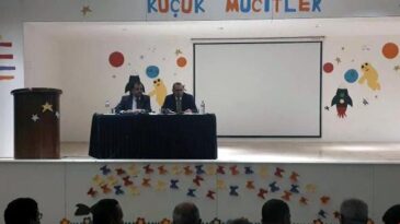Kaymakam Çobanoğlu, mahalle toplantısı yaptı