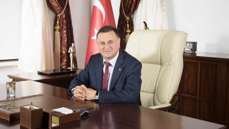LÜTFÜ SAVAŞ: SEÇİM SONUÇLARININ AÇIKLANMASININ ARDINDAN DEPREMZEDELER SOSYAL MEDYA ÜZERİNDEN ACIMASIZCA HAKARETLERE MARUZ KALDI