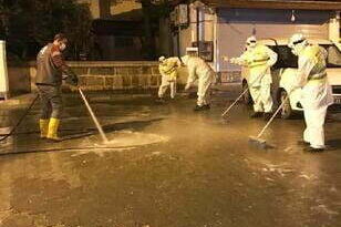 Reyhanlı’da Cadde ve sokaklar  gece dezenfekte edildi