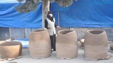 Kumlu’da Unutulmaya yüz tutmuş  ‘tandır’ yapımı yaşatılacak