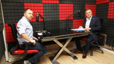 HBB BAŞKANI SAVAŞ RADYO PROGRAMINDA SORULARI YANITLADI