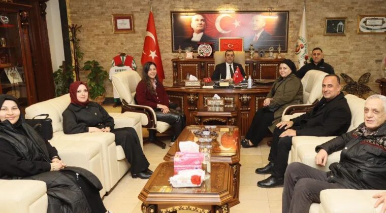 Kadın kolları başkanı Karadeniz ‘den Başkan Yumuşak’a ziyaret