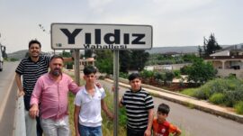 Reyhanlı’da Yıldız mahallesinde yaşayan 970 kişinin de soyadı Yıldız