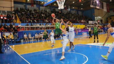 HATAY’IN MELEKLERİ EVİNDE MUTLU