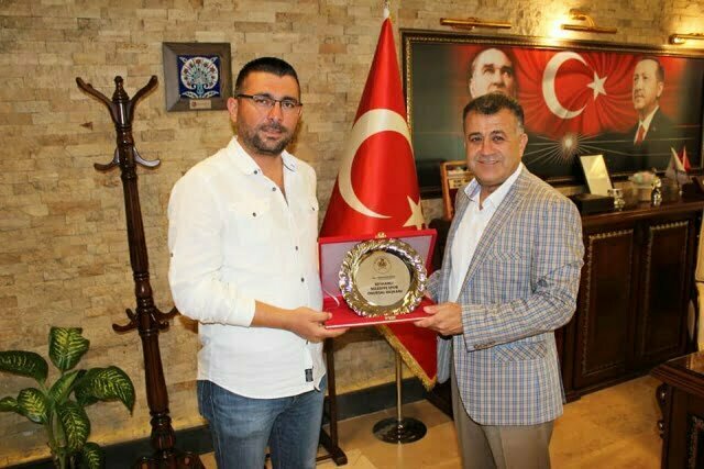 BAŞKAN HACIOĞLU’NA ONURSAL BAŞKANLIK