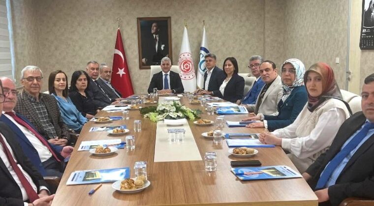 SGK HATAY İL MÜDÜRLÜĞÜNDE TOPLANTI GERÇEKLEŞTİRİLDİ