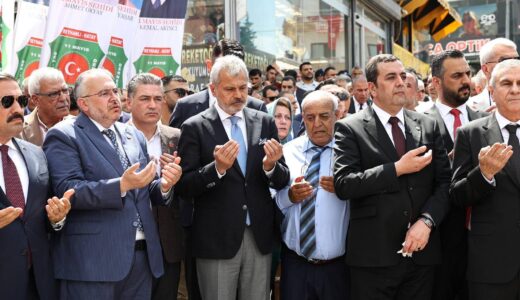 BAŞKAN ÖNTÜRK, REYHANLI ŞEHİTLERİ ANMA TÖRENİ’NE KATILDI