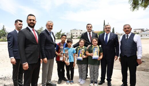 BAŞKAN ÖNTÜRK’TEN REYHANLI PAZAR YERİNİ YERİNDE İNCELEDİ