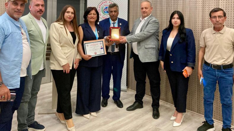 HATAY GAZETECİLİĞİNE ULUSLARARASI TESCİL: SUNA ZEYTUN’A BAŞARI ÖDÜLÜ!