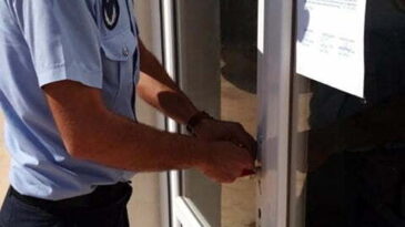 Belediye zabıta ekiplerinden  iş yerlerine denetim yapıldı