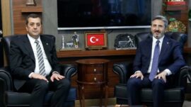 BAŞKAN AHMET SALMAN YUMUŞAK’TAN BAKAN YARDIMCISI AYDIN’A ZİYARET