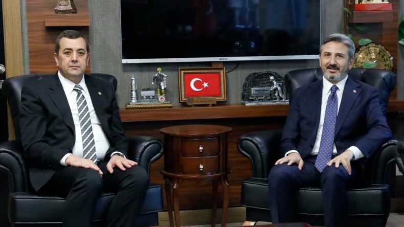 BAŞKAN AHMET SALMAN YUMUŞAK’TAN BAKAN YARDIMCISI AYDIN’A ZİYARET