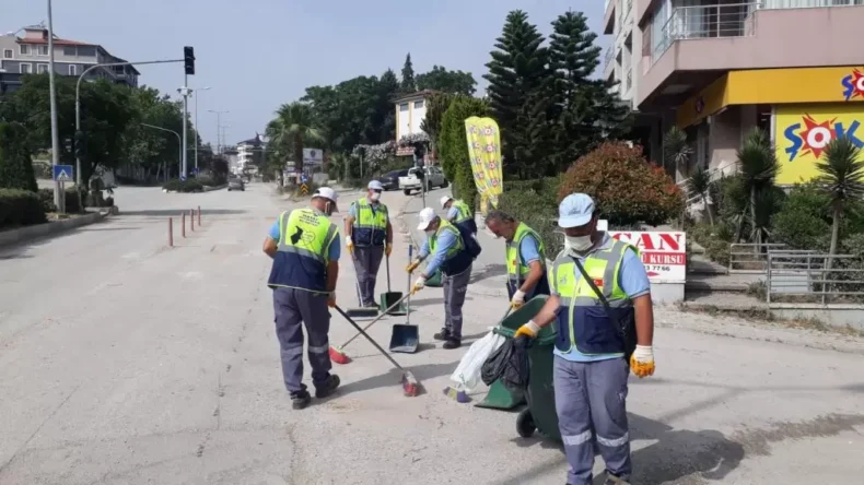 HBB’DEN 15 İLÇEYE TEMİZLİK HİZMETİ