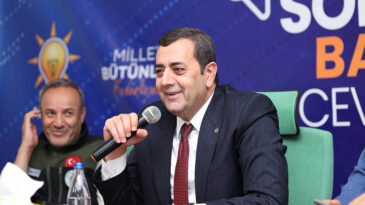 REYHANLI’DA VATANDAŞLAR SORDU BAŞKAN YUMUŞAK CEVAPLADI