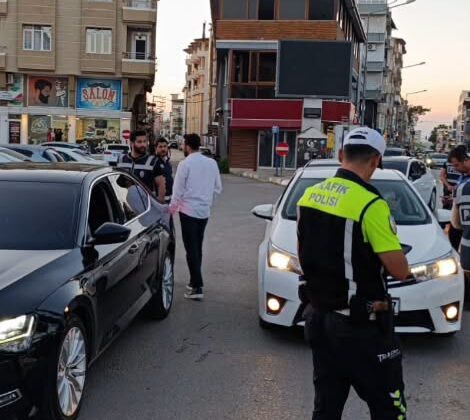 Reyhanlı’da Asayiş Uygulaması: Aranan Hükümlü Yakalandı, Tarihi Sikke Ele Geçirildi