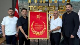 SİYASİLERDEN ADAL’A DESTEK ZİYARETİ