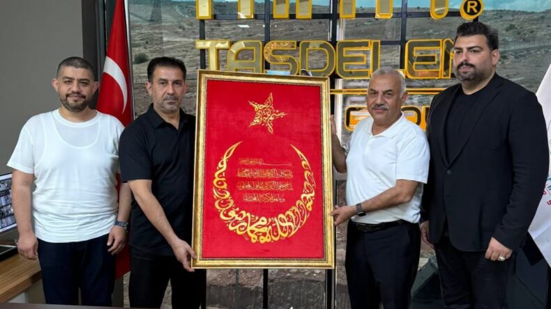 SİYASİLERDEN ADAL’A DESTEK ZİYARETİ