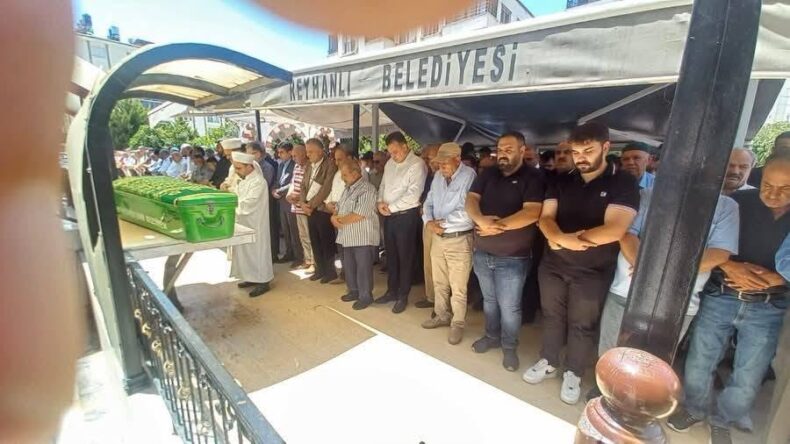 HATAY ŞOFÖR CAMİASI ÇINARINI KAYBETTİ