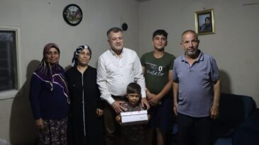 Başkan Hacıoğlu’dan öksüz ve yetim çocuklara bayram sürprizi