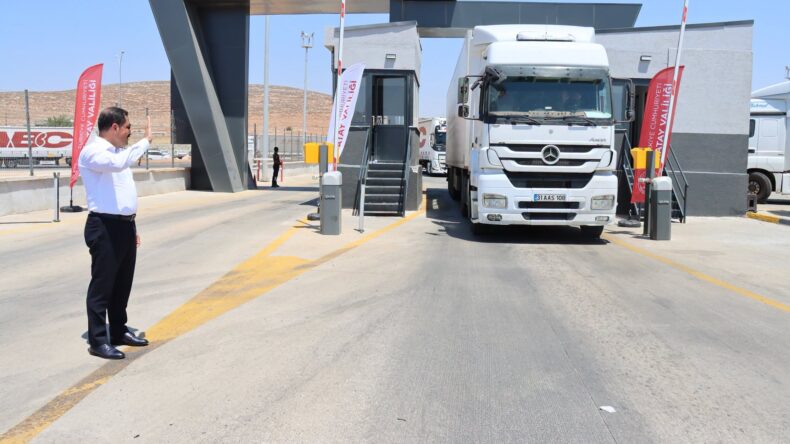 CİLVEGÖZÜ TIR PARKI AÇILDI
