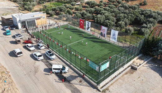 HATAY BÜYÜKŞEHİR BELEDİYESİ’NDEN REYHANLI’YA YENİ BİR HALI SAHA