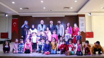 REYHANLI GÖKKUŞAĞI ANAOKULU ÖĞRENCİLERİ VE CEMİL ŞÜKRÜ ÇOLAKOĞLU ÖĞRENCİLERİNDEN  BAŞKAN SAVAŞA  ZİYARET