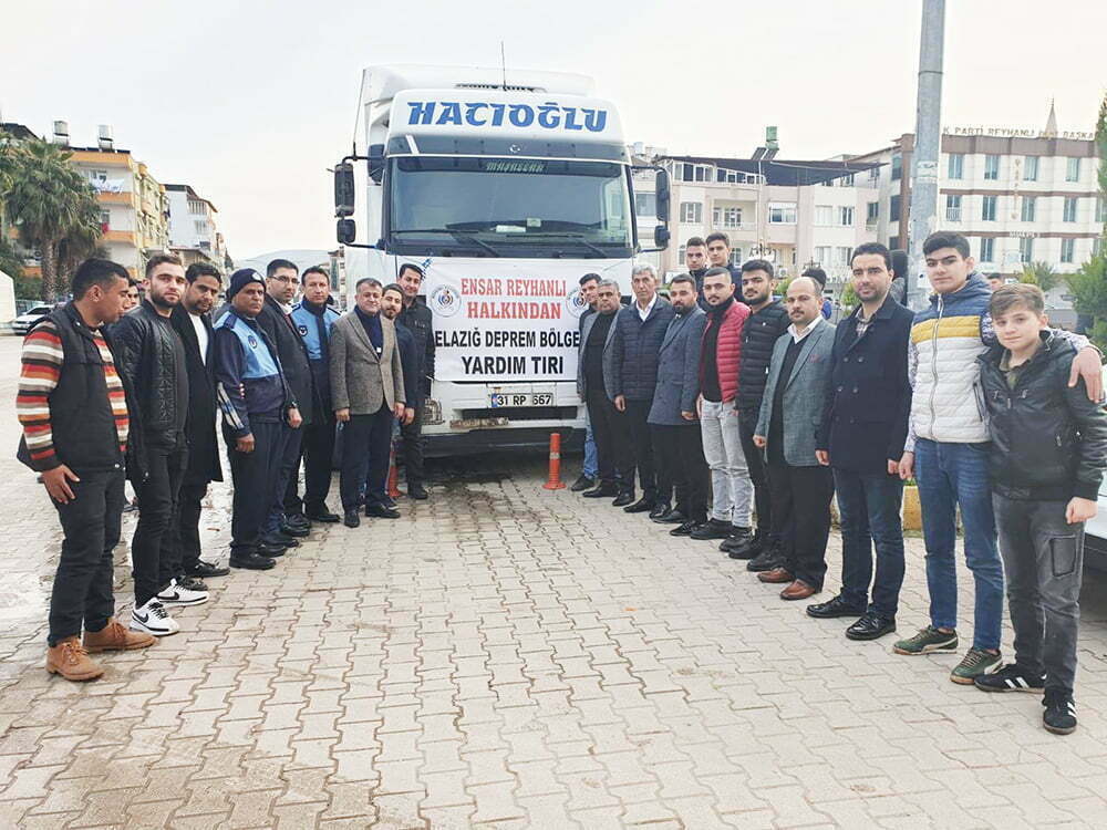Reyhanlı’dan Deprem bölgesine yardım malzemesi desteği